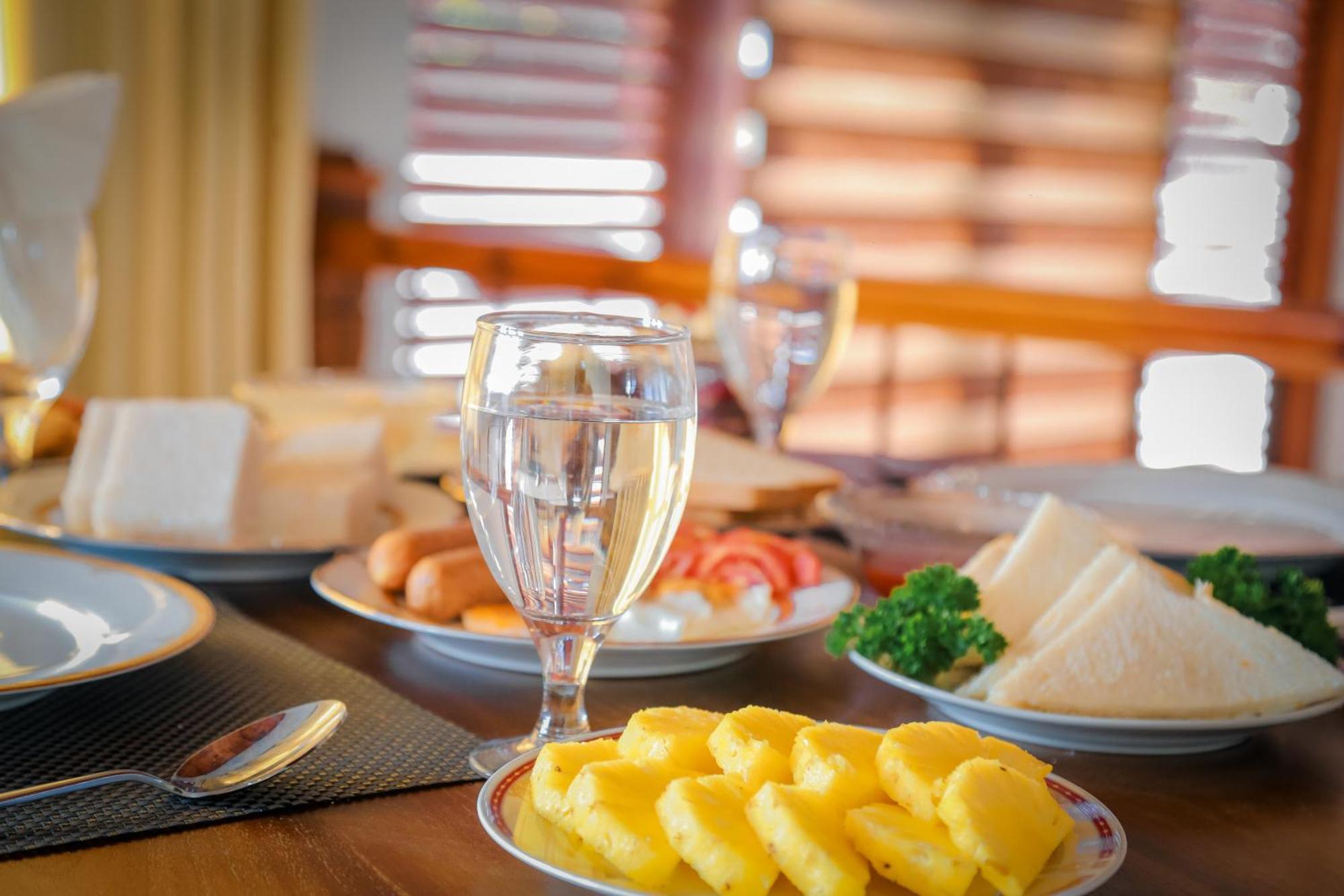 Golden Shower Inn Κάντι Εξωτερικό φωτογραφία