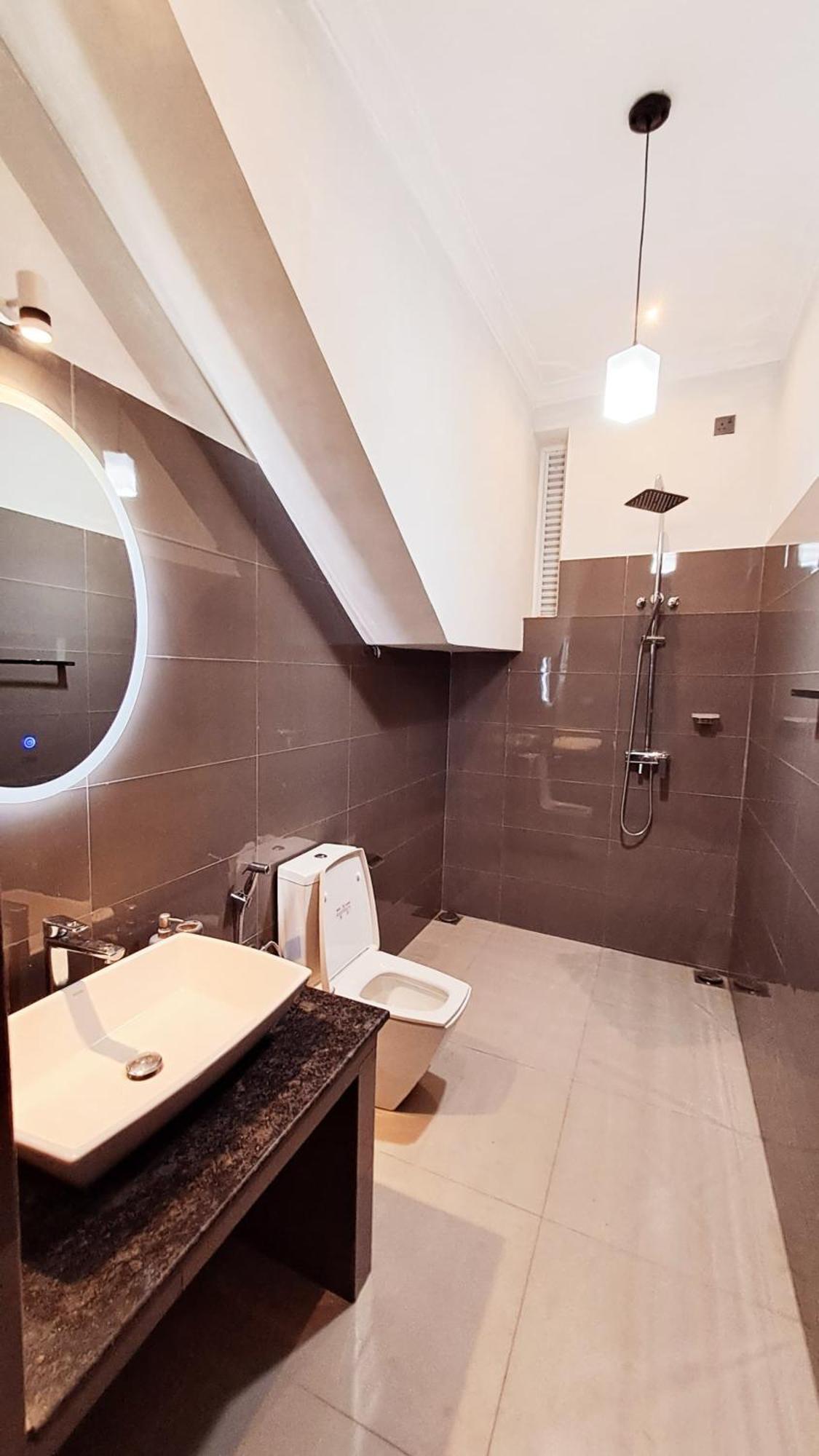Golden Shower Inn Κάντι Εξωτερικό φωτογραφία